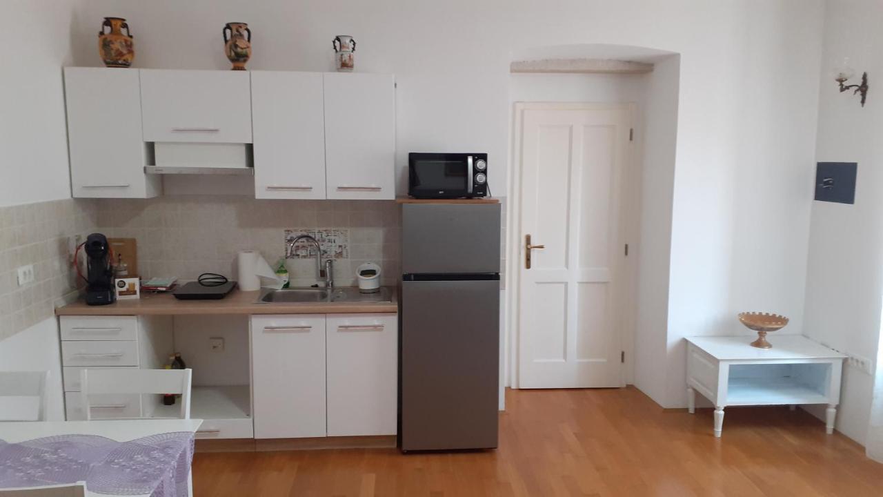 Apartments Villa Sandi อิซอลา ภายนอก รูปภาพ