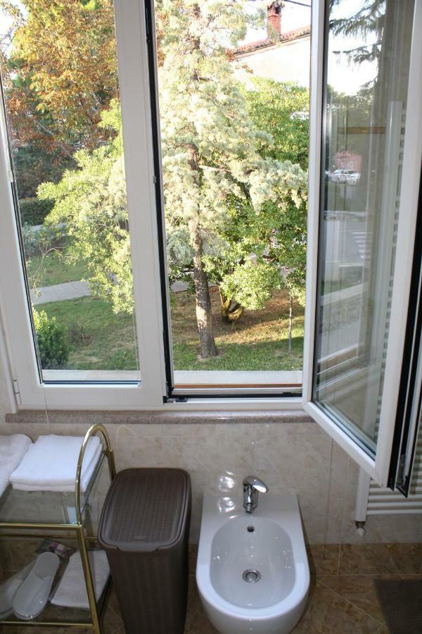 Apartments Villa Sandi อิซอลา ภายนอก รูปภาพ